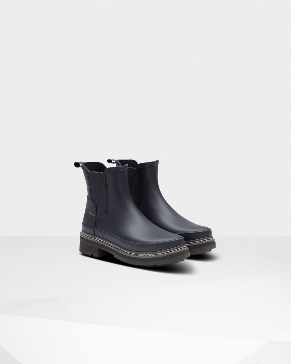 Botas Chelsea Hunter Feminina Azul Marinho - Refined Stitch Detail - 24WYKOSGC
